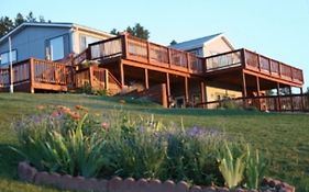 Sawin' Logs Inn